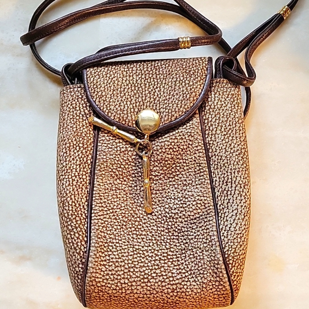 Crossbody bag